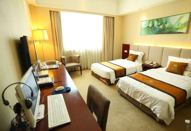 华冠大酒店, 清远