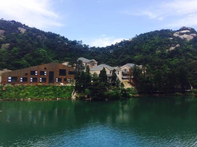 天柱山炼丹湖度假酒店