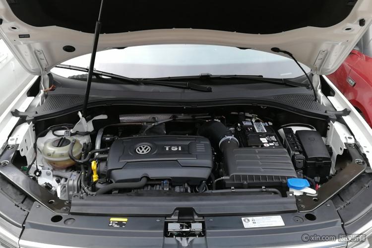 大众途观l发动机舱