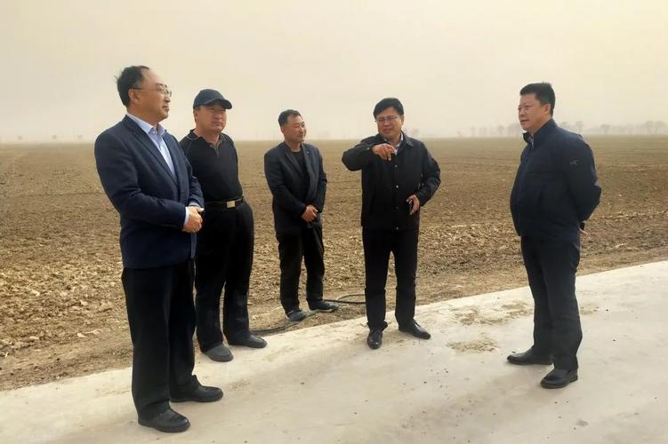 王立国检查道路交通安全和农村人居环境整治工作