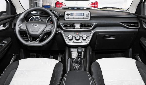 suv排行榜网 汽车评测 手机阅读 2020最新款五菱宏光s3共有四款在售