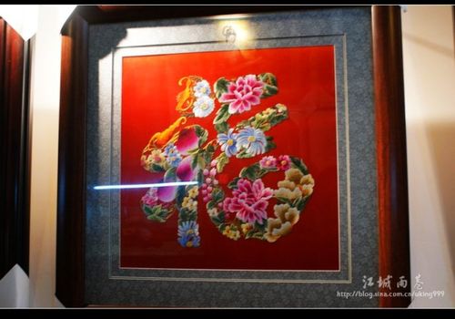 民间工艺大师黄春萍的工作室,她的汉绣产品不同于武汉其他汉绣传人