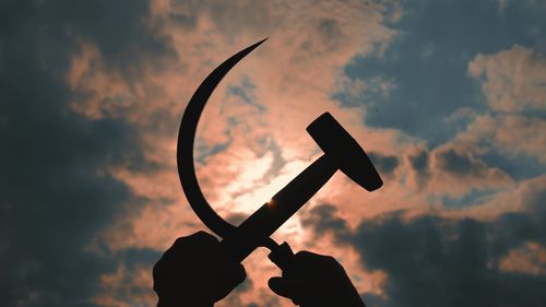 镰刀和锤子组成图案_3840x2160_高清视频素材下载(:)