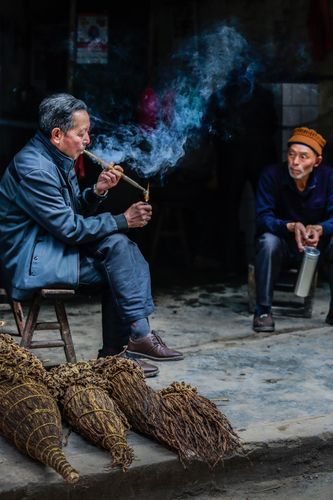 达州市大竹县扬家镇赶场叶子烟风景