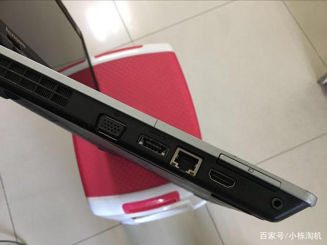 3.0usb接口和高清外屏接口