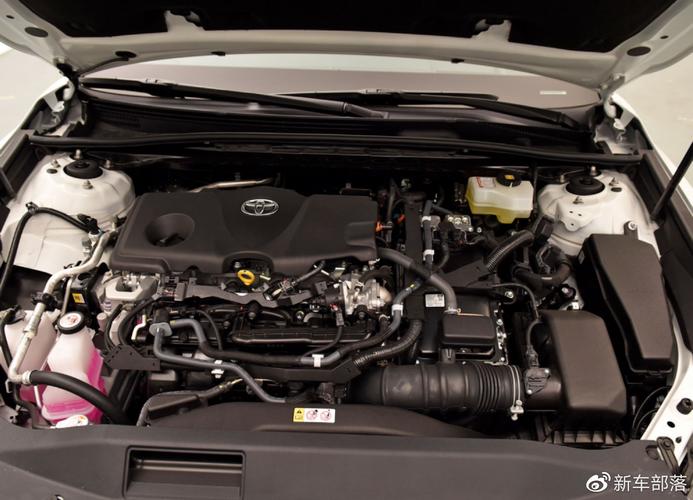 雅阁对比2021款凯美瑞,老对手竞争升级