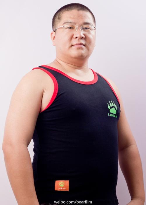 帅熊- 1184477392 - 小猴爱熊