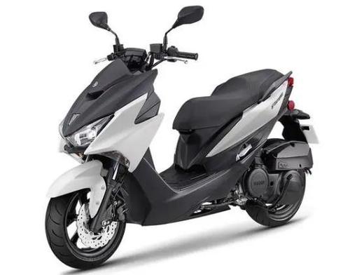 雅马哈发布新款force155踏板