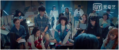 原创《闪光少女》:她为了民乐的梦想而努力,最终成为了那闪闪发光的