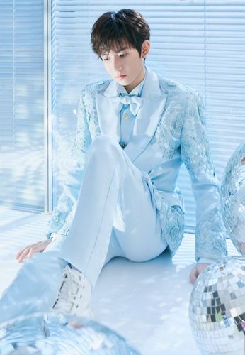 王源头像壁纸,2021新的一年继续陪你