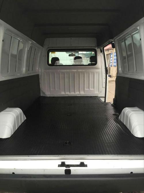 【沈阳】2013年2月 江铃 全顺 全顺货车 白色 手动挡