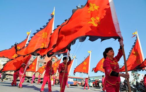 妇女大旗队