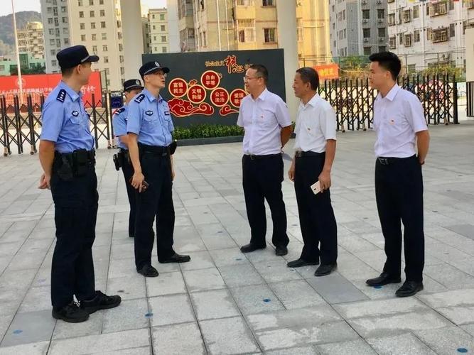 校警合力