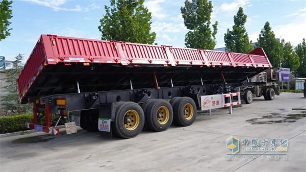锣响重磅发布侧翻自卸半挂车新款车型