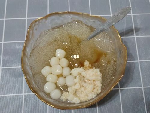 手搓气泡冰粉_冰粉_冰汤圆_醪糟_手搓冰粉_美食_美食展示_普通美食
