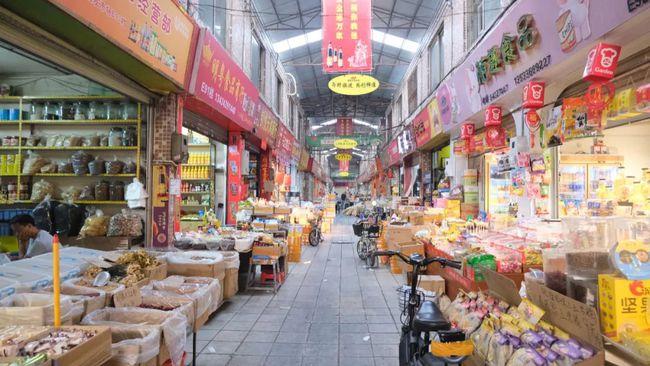 广东这个宝藏批发市场火了大湾区哥哥都要逛足一天比一德路少人