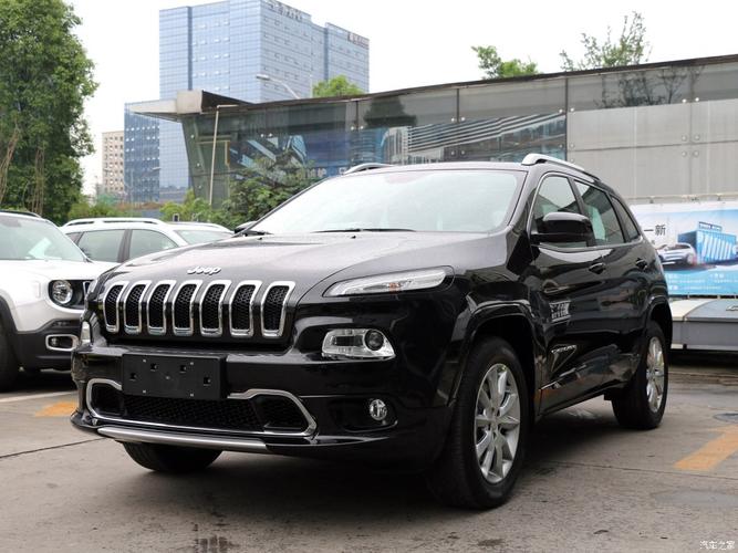 广汽菲克jeep 自由光 2017款 2.4l 卓越版