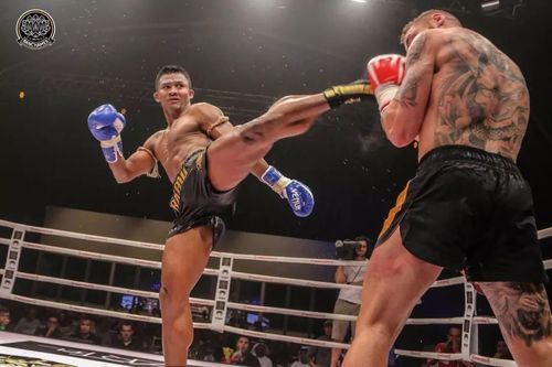 播求输了!第二回合脚趾撕裂.