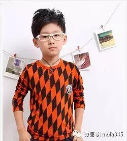 今年最流行的小男孩发型可爱帅气潮童来咯