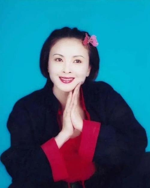 舞蹈家兼演员周洁去世回看她年轻时的照片美得让人移不开眼