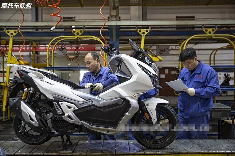 大阳adv350adv150工厂实车亮相