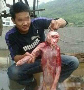 广东水库抓到水鬼 真实身份吓