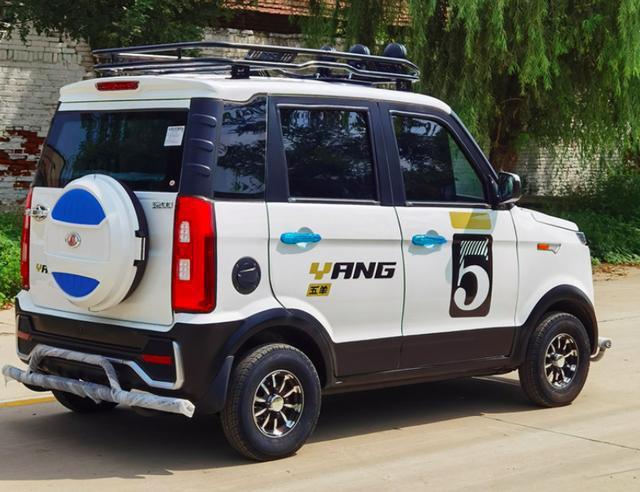 2款高性价比的低速四轮电动车空间大续航远价格不到19万