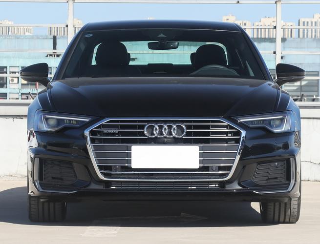 我是惠州车主,提的是2021款 55 tfsi quattro 尊享动感型,裸车价格为