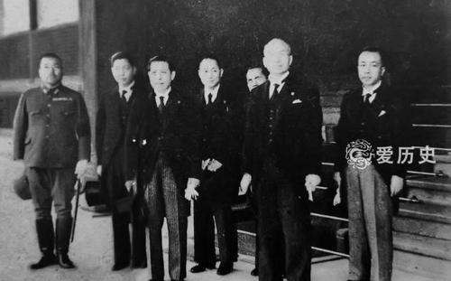 遭国共开除的民族败类陈公博率汪伪答谢团在日本奴颜婢膝的丑态