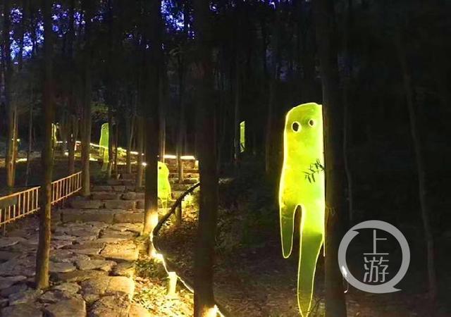 萤火谷农场,是一个神奇的所在,一个既能满足孩子童年乐趣,也能让成年