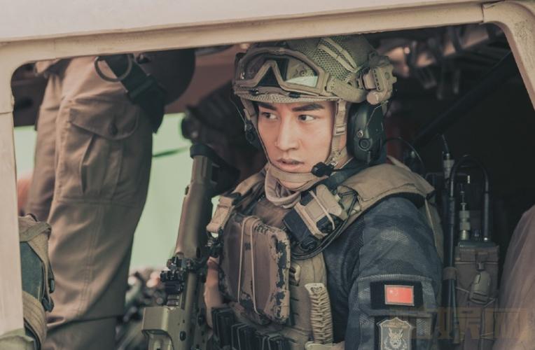 麦亨利个人资料简介 麦亨利电影《红海行动》剧照