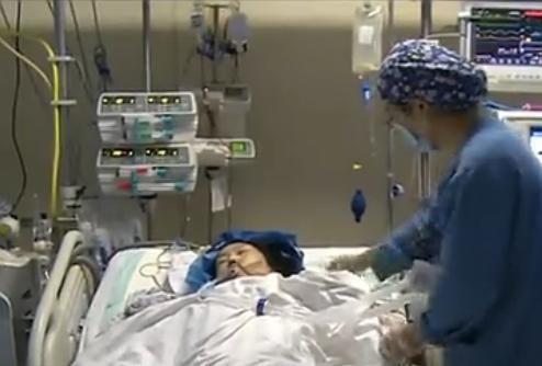 江苏一女子游泳馆内溺水 经抢救无效死亡