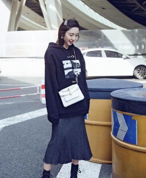 2020必备裙装穿搭推荐,时髦又显瘦,明星潮人都这么穿