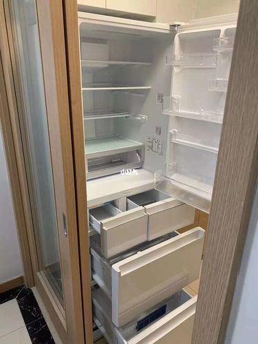 松下435升超窄冰箱 晶莹白_冰箱_松下怎么样_设计_松下冰箱_家居家装