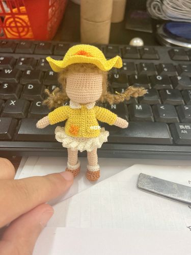 微钩和平精英小黄鸭人偶_人偶_微钩_和平精英_微钩人偶_兴趣爱好_手工