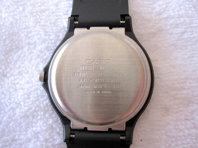 casio クォーツ 腕时计 mq-24 黒白 伤少 风防フィルム 稼动中古 送