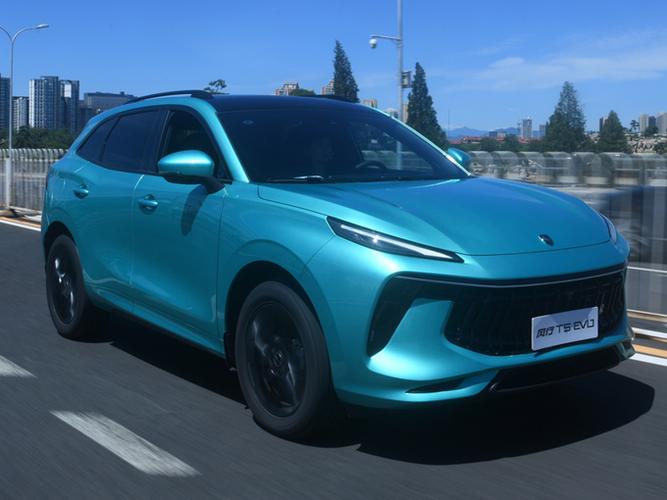 源自于科技的豪华品质风行t5evo竟搭载了蔚来es8同款芯片