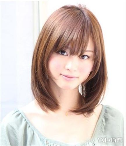 方形脸齐肩短发发型推荐 清爽修颜更显时尚