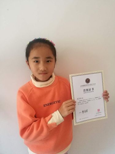 奋发图强 神墨小学员 张宇涵