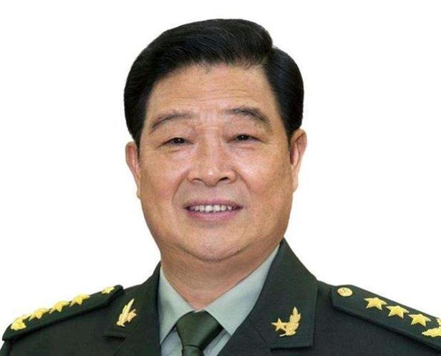 曾任济南军区副参谋长,陆军第20集团军军长,解放军驻香港部队司令