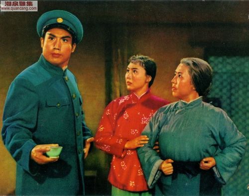 [预售]文革样板戏道具服装.图可放大.(欣赏)
