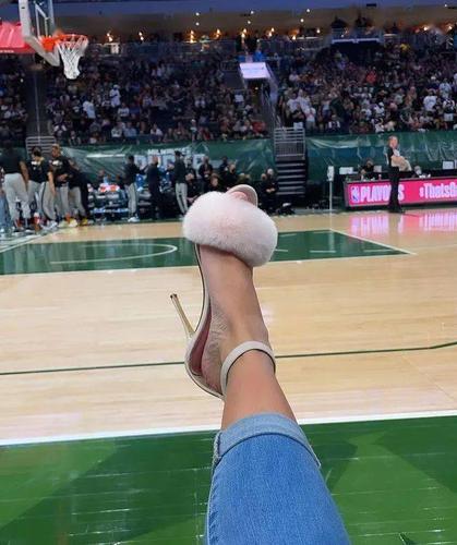 【篮球花边】|雄鹿老板的女儿什么水平?