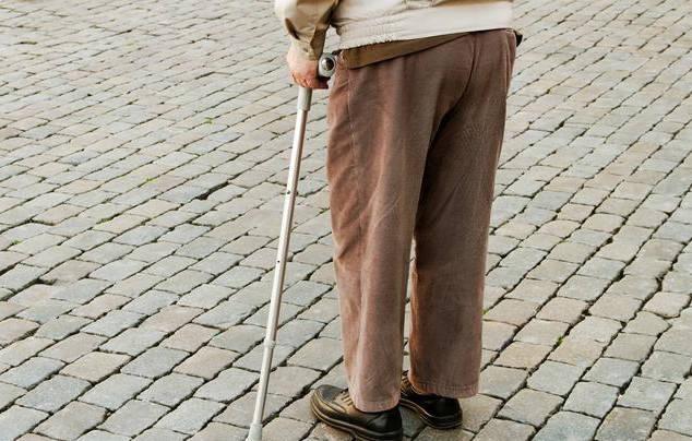 4,出现间歇性跛脚