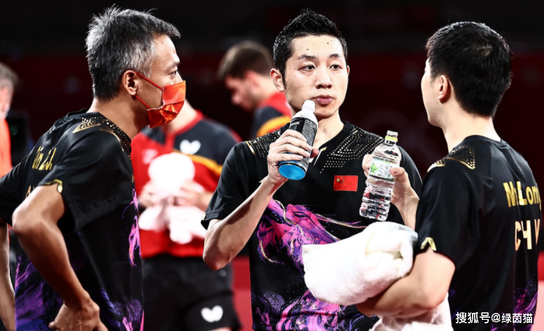 第一盘:马龙和许昕3-0波尔和弗朗西斯卡
