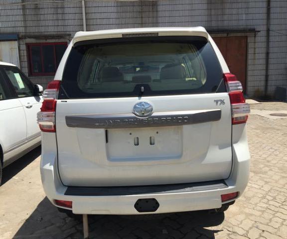 丰田普拉多2700整车进口霸道彰显霸气越野 天津港手续齐特价