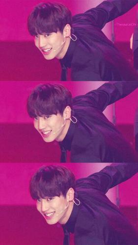 u-kiss jun李俊英