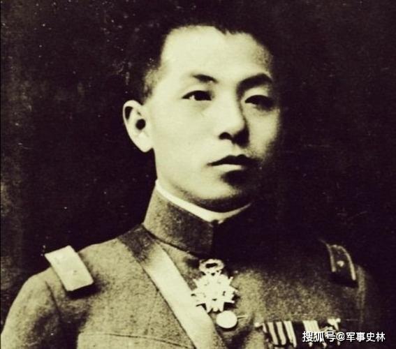 傅作义死守孤城百日1927年一战成名反证了张学良和奉军的无能