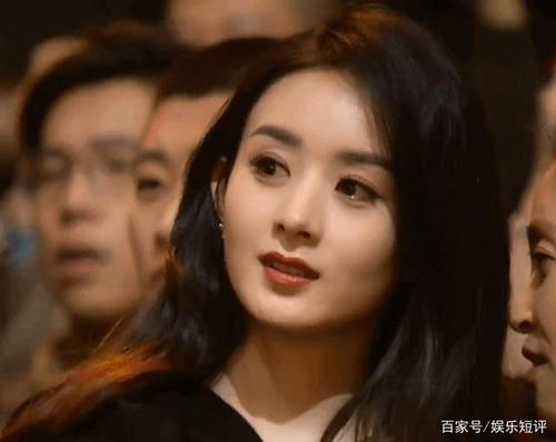 赵丽颖台下被抓拍,失去了美颜滤镜,这确定是32岁该有