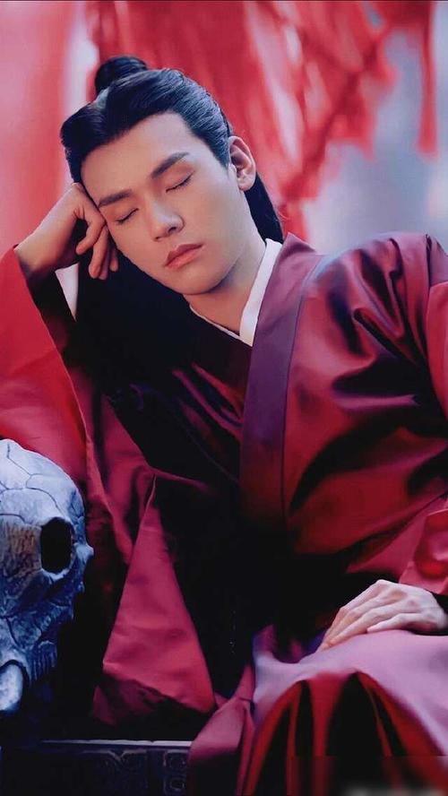 《山河令》温客行红衣美图欣赏,疯子谷主太上头了!邪魅又霸气!