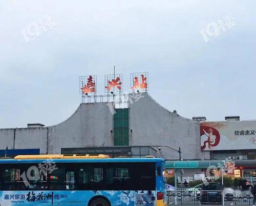 嘉兴有人斥巨资征集嘉兴老照片大家纷纷晒出老火车站东栅老街三塔你